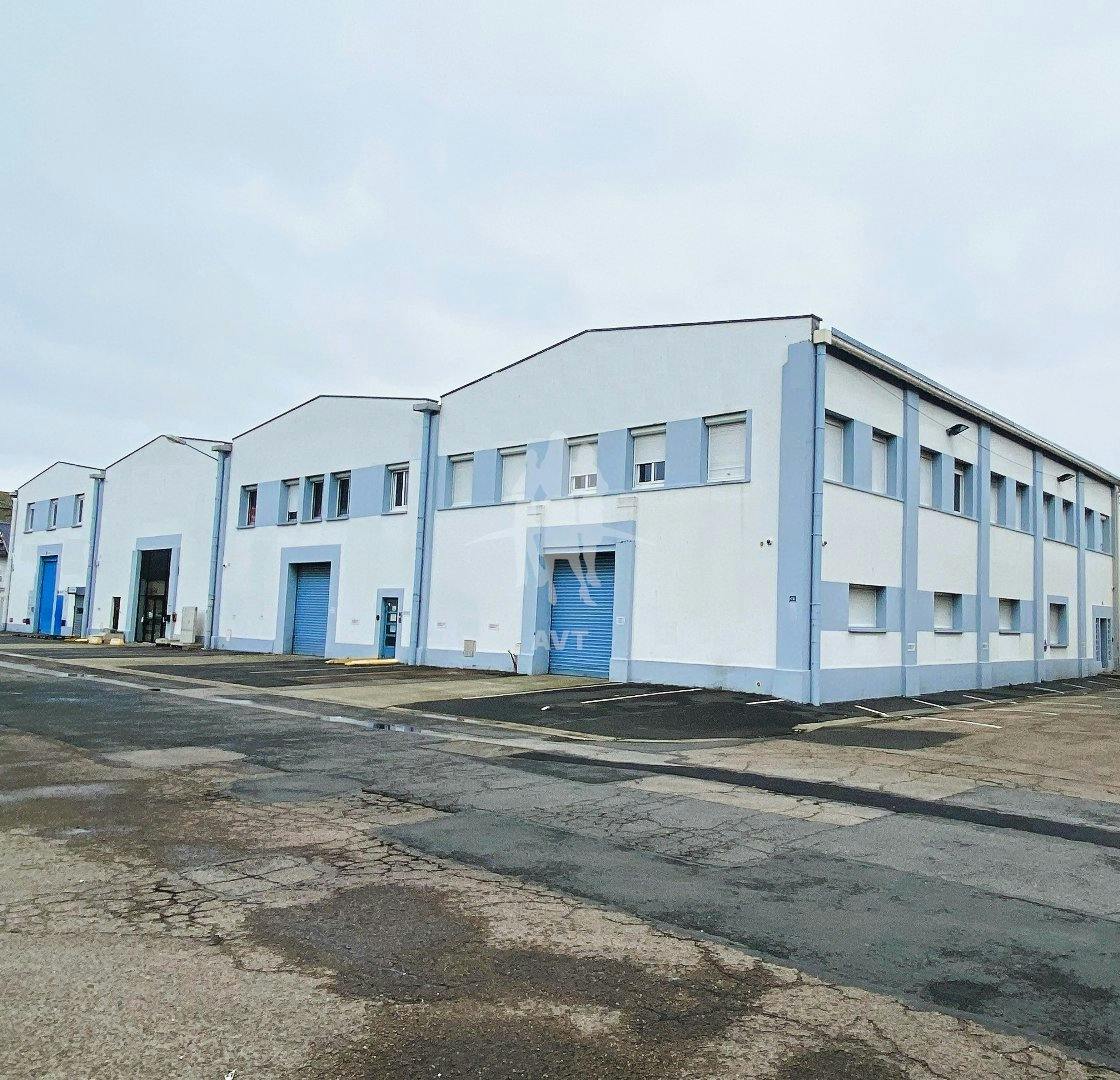 A vendre , Le Havre ( 76600 ) , batiments à usage  d 'activités et bureaux ,  2300 m2 