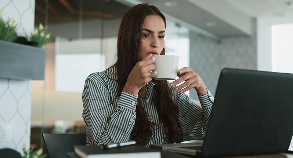 ARE et création entreprise immobilier: optimiser ses aides.